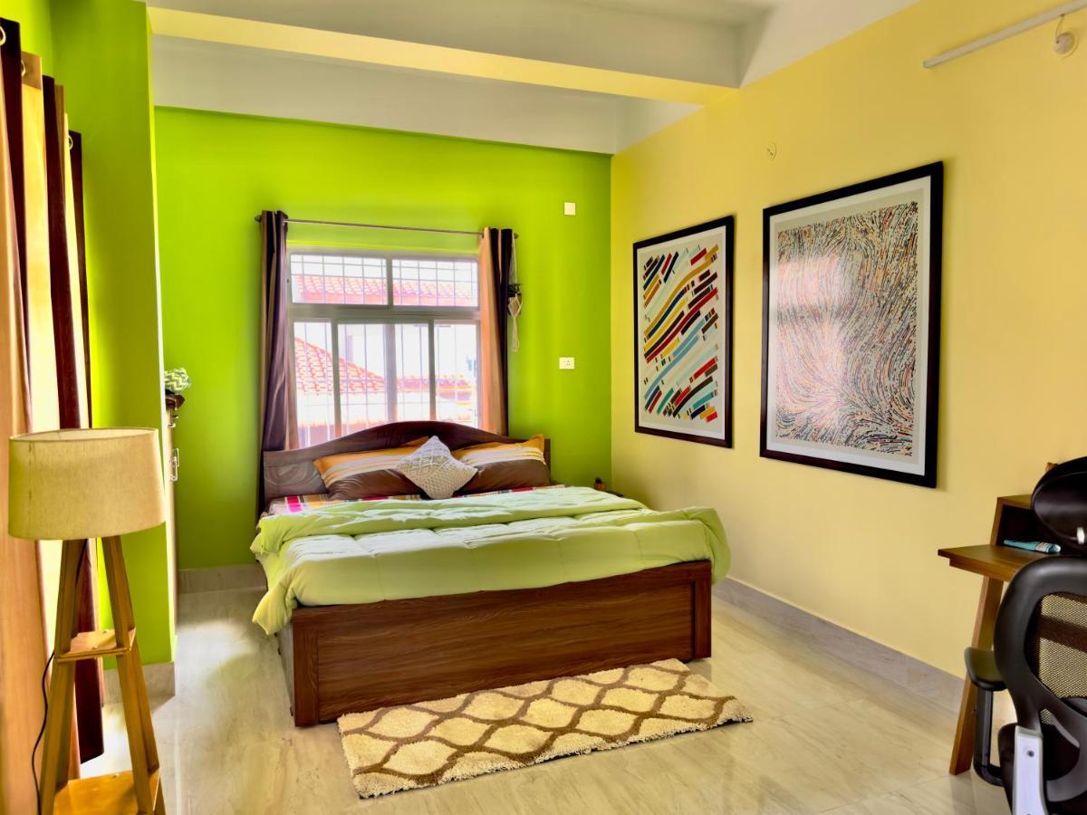 Three Little Birds Homestay Guváhátí Exteriér fotografie