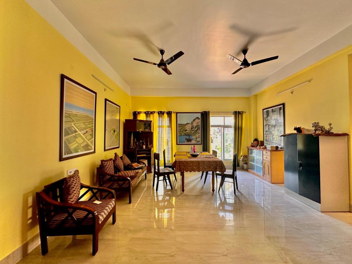 Three Little Birds Homestay Guváhátí Exteriér fotografie