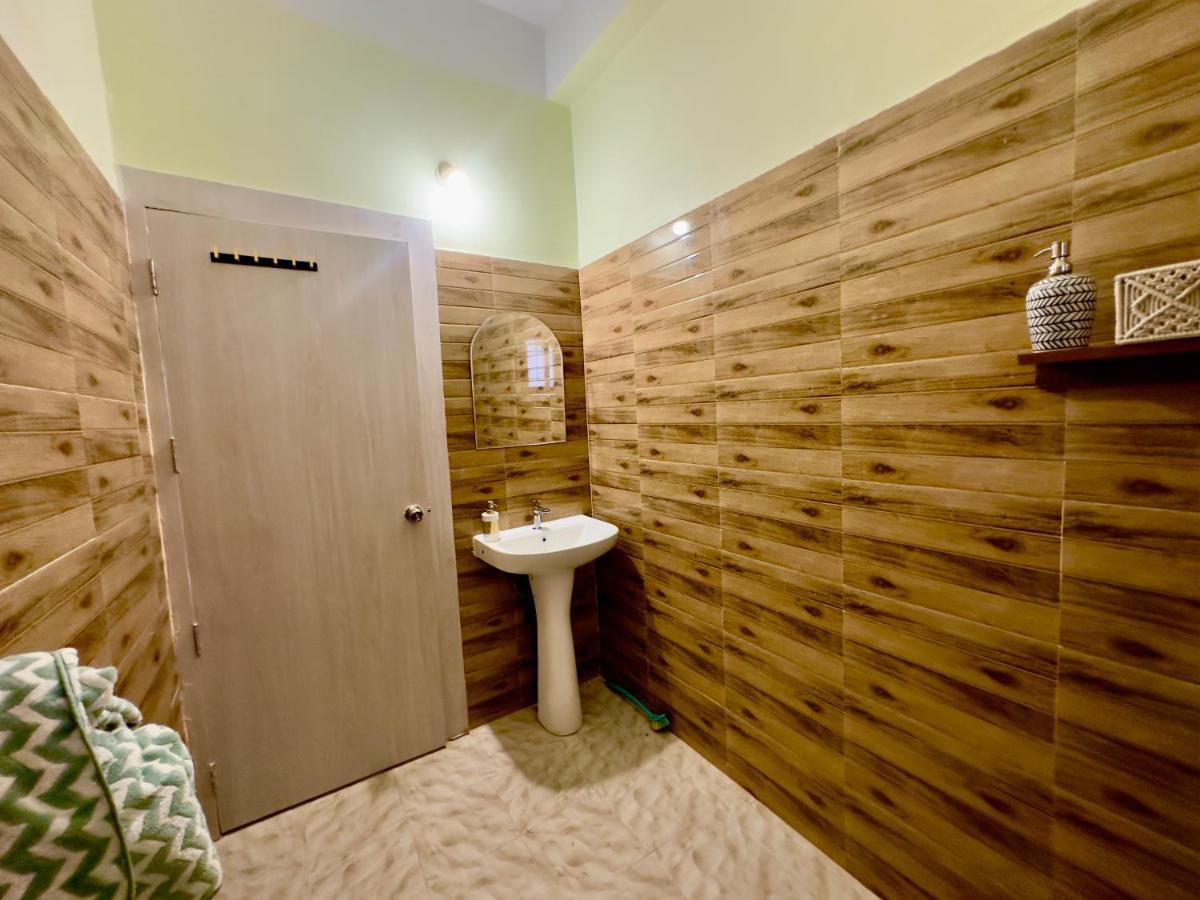 Three Little Birds Homestay Guváhátí Exteriér fotografie